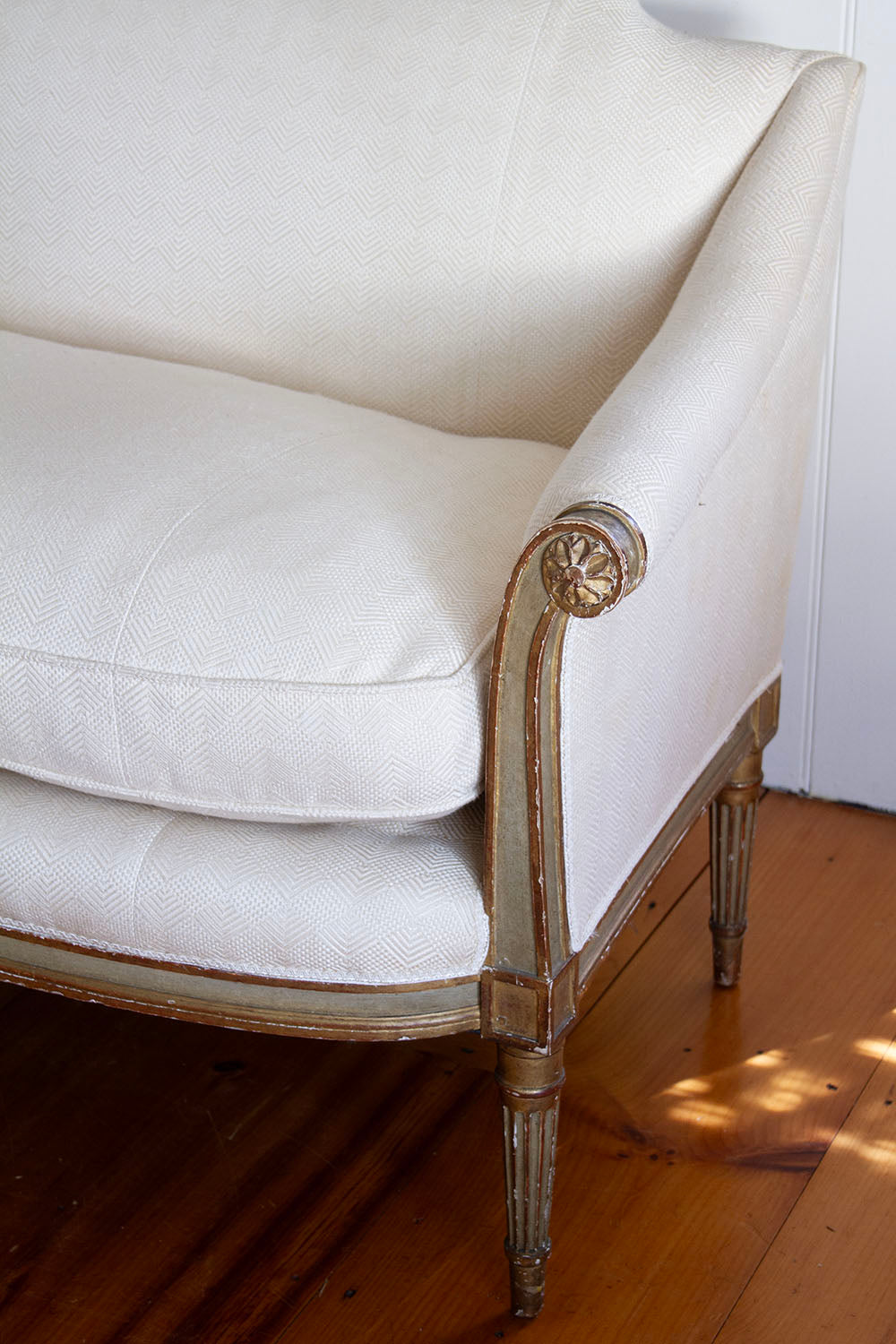 Louis XV Parcel Gilt Settee