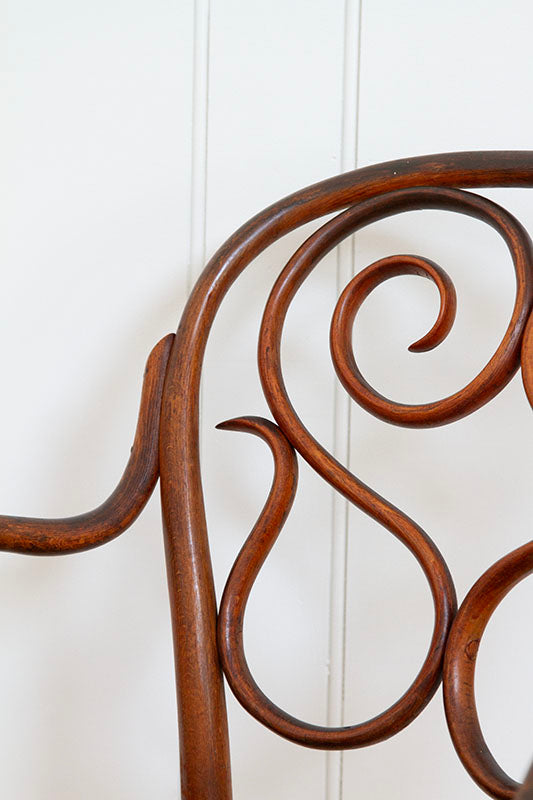 Set of Four Thonet No.4 Bentwood Chairs