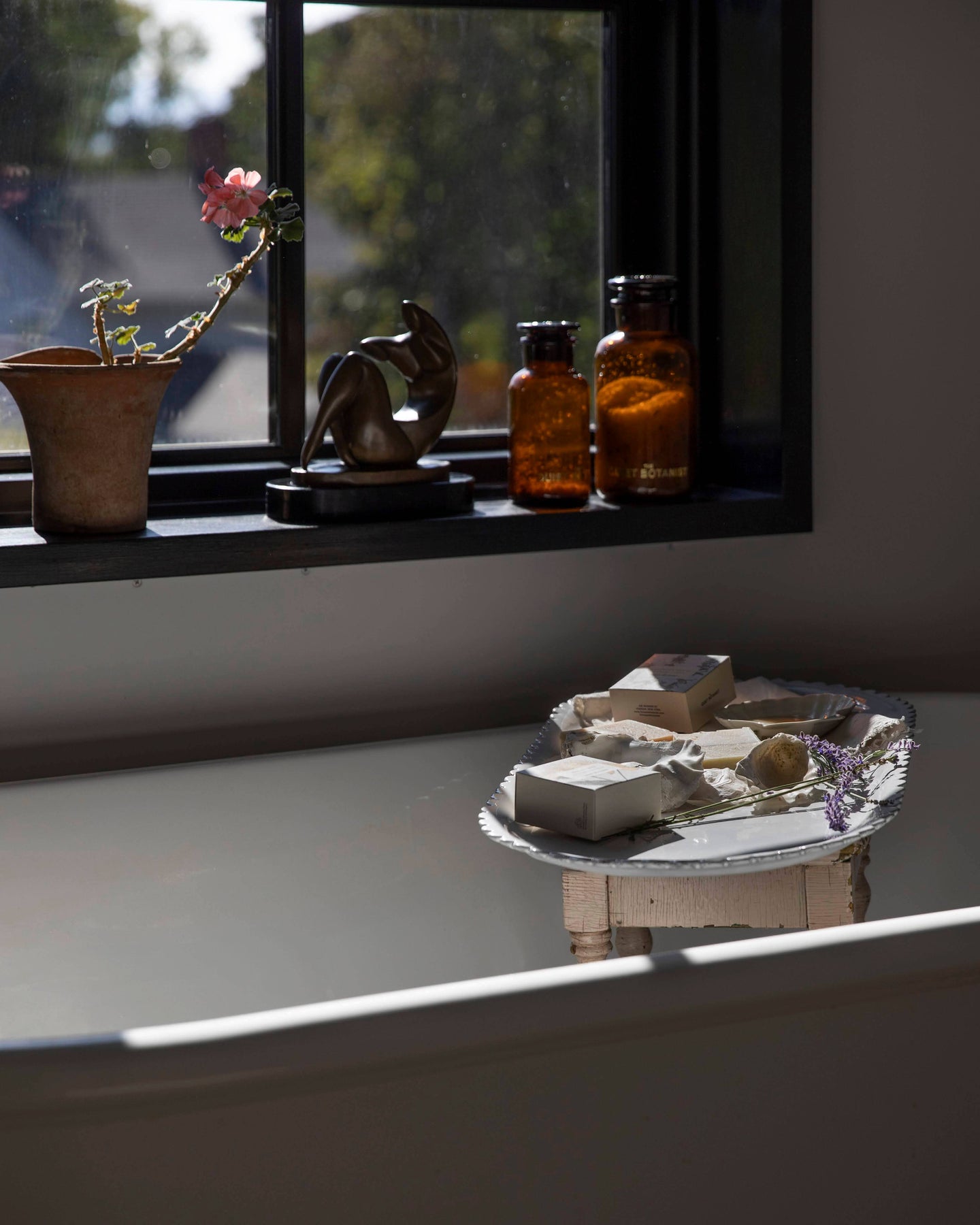 The Quiet Botanist 'Lavender Fields' Bar Soap